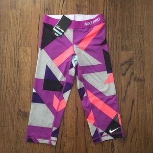 NWT Nike Pro Core Sublimated tights size small